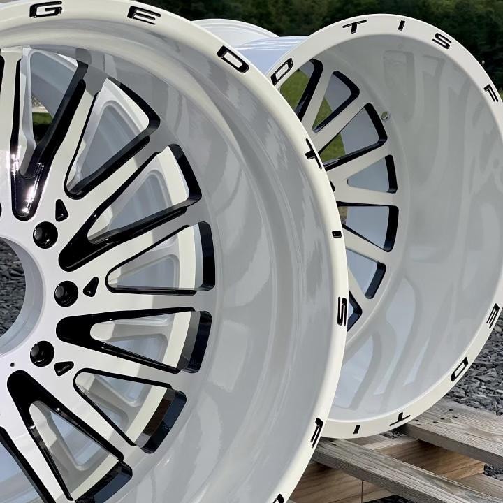 Custom powder-coated automotive wheels with a custom finish